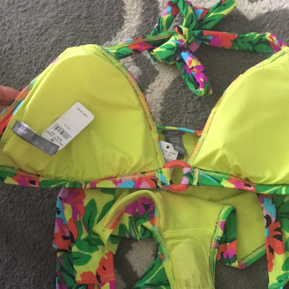 Aerie two piece bikini set - Picture 3 of 3